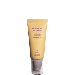 Haruharu Wonder Black Rice Moisture Airyfit Daily Sunscreen SPF50+