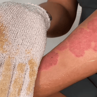 Rose & Caramel SENSITIVE Purity Excel 60 Second Self Tan Remover 440ml